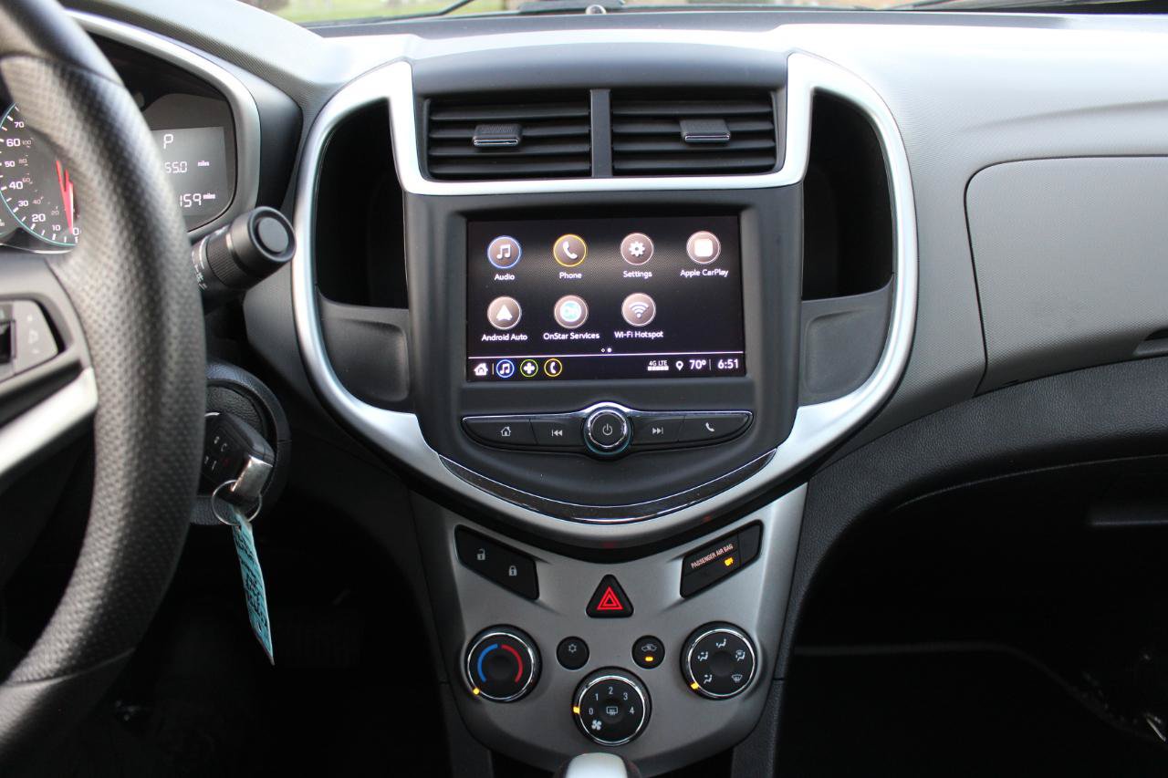 Used 2018 Chevrolet Sonic LT FWD image 27