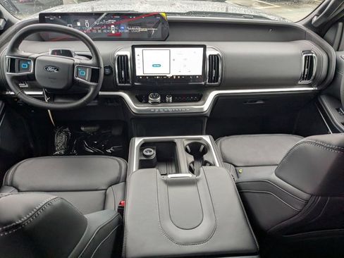 New 2026 Ford Expedition Platinum w/ Stealth Appearance Package image 14