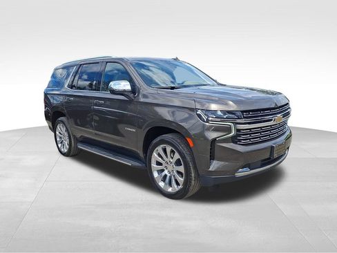 Used 2021 Chevrolet Tahoe Premier w/ Premium Package AWD/4WD image 1