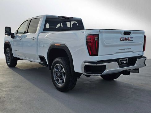 New 2026 GMC Sierra 2500 SLT w/ SLT Convenience Package image 5