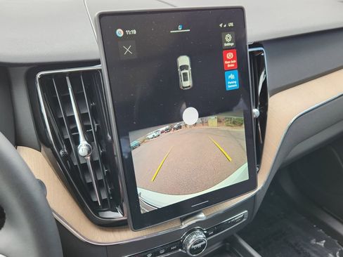 New 2026 Volvo XC60 B5 Core image 8