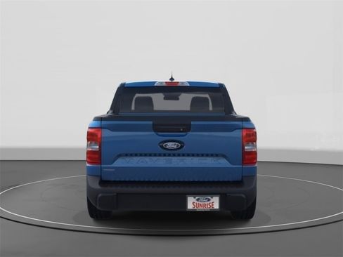 New 2025 Ford Maverick XL image 5