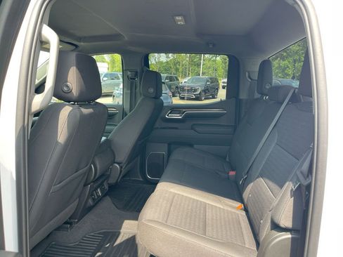 Used 2023 Chevrolet Silverado 1500 LT image 11