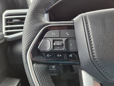 Used 2025 Toyota Tundra Platinum image 23