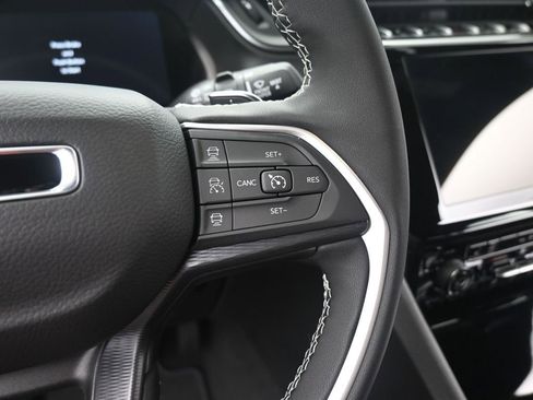 New 2025 Jeep Grand Cherokee L Laredo w/ Luxury Tech Group I image 34