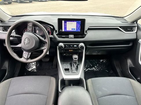 Used 2023 Toyota RAV4 LE AWD/4WD image 22
