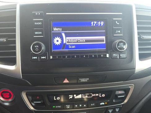 Used 2019 Honda Ridgeline Sport image 22