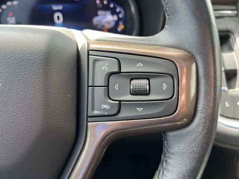 Used 2022 Chevrolet Tahoe High Country w/ Premium Package AWD/4WD image 20