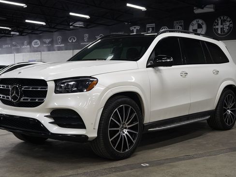 Used 2023 Mercedes-Benz GLS 450 4MATIC image 1