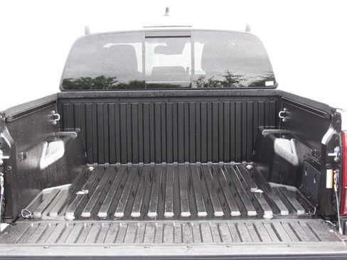 Used 2023 Toyota Tacoma SR5 RWD image 9
