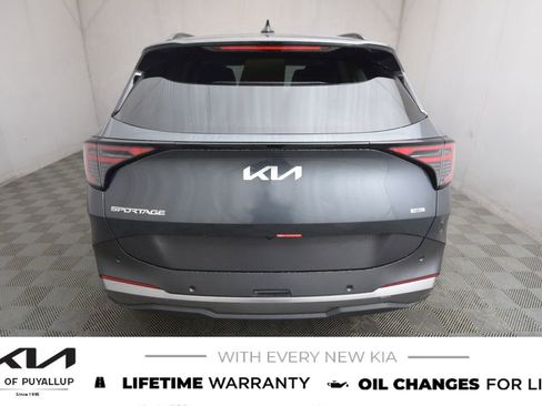 New 2026 Kia Sportage EX image 6
