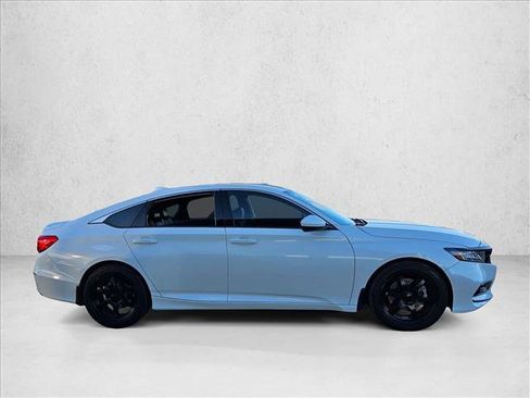 Used 2020 Honda Accord Sport image 4
