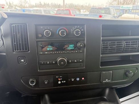 Used 2024 Chevrolet Express 2500 w/ Driver Convenience Package image 12