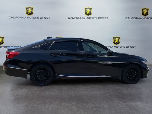 Used 2019 Honda Accord EX image 4