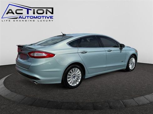 Used 2014 Ford Fusion Energi Titanium w/ Driver Assist Package image 8