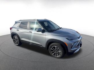 Used 2025 Chevrolet TrailBlazer LT video 2