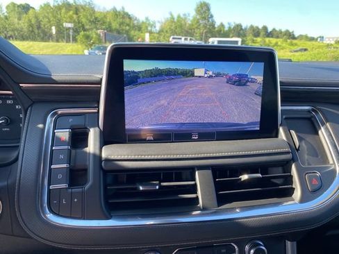 Used 2021 GMC Yukon SLT AWD/4WD image 24