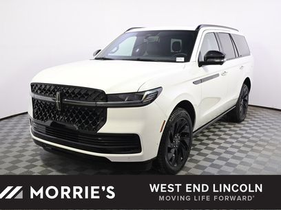 New 2025 Lincoln Navigator Reserve w/ Jet Appearance Package