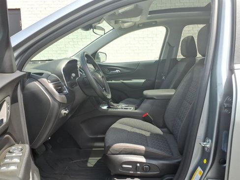 Used 2023 Chevrolet Equinox LT FWD image 12