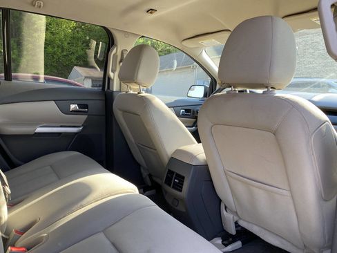 Used 2013 Ford Edge SE FWD image 19
