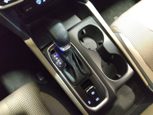 Used 2020 Hyundai Santa Fe SE image 26