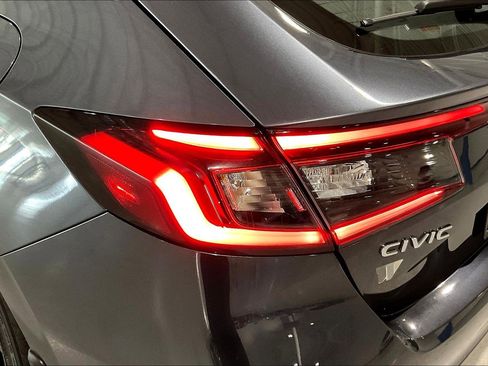 Used 2025 Honda Civic Sport image 22