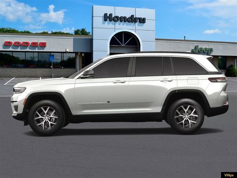 New 2025 Jeep Grand Cherokee Limited image 3