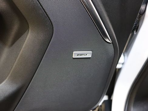 Used 2023 GMC Yukon Denali AWD/4WD image 38