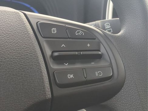 New 2026 Hyundai Venue SE FWD image 32