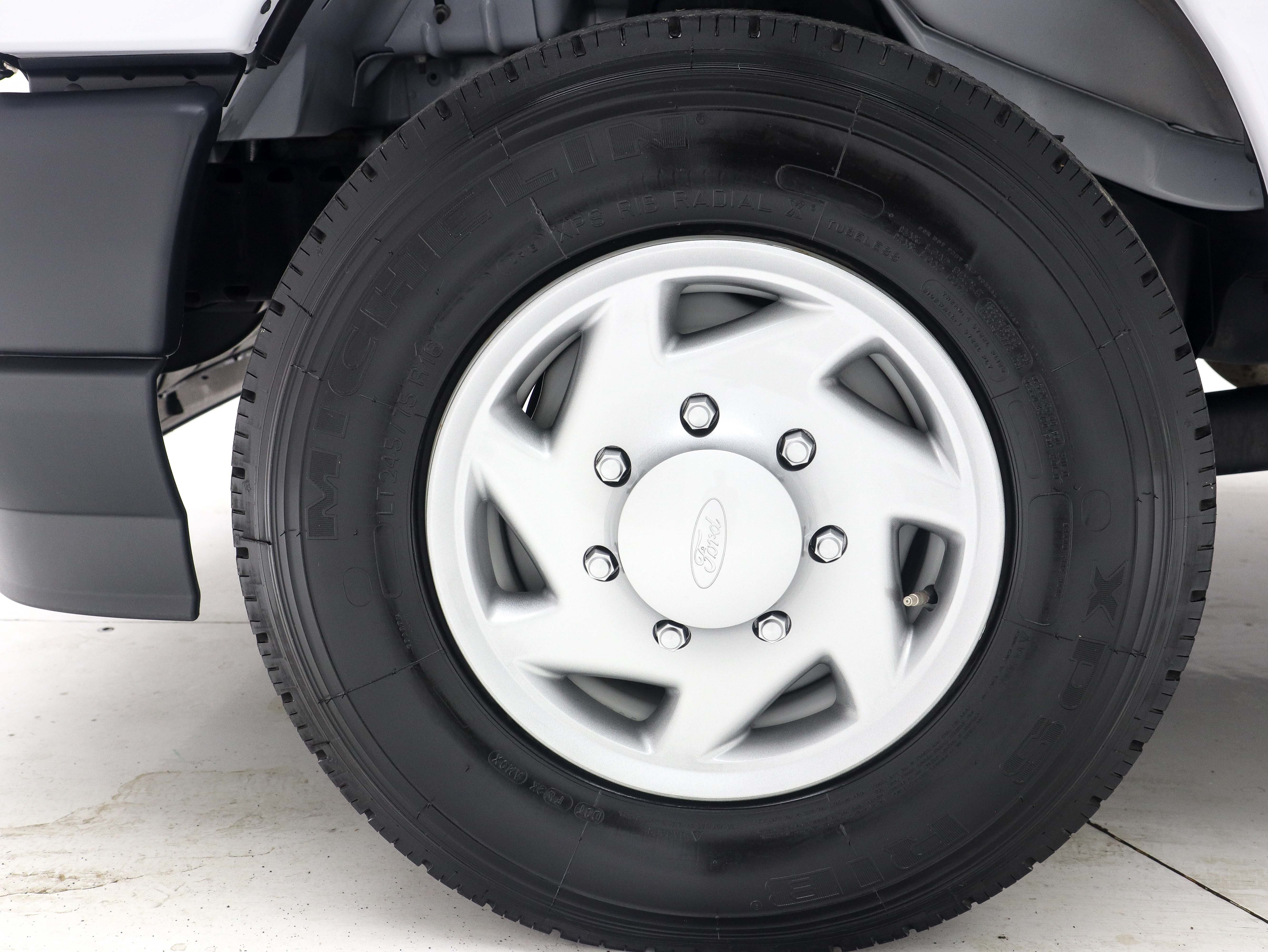 Used 2023 Ford E-350 and Econoline 350 Super Duty w/ Power Windows & Locks Group RWD image 25