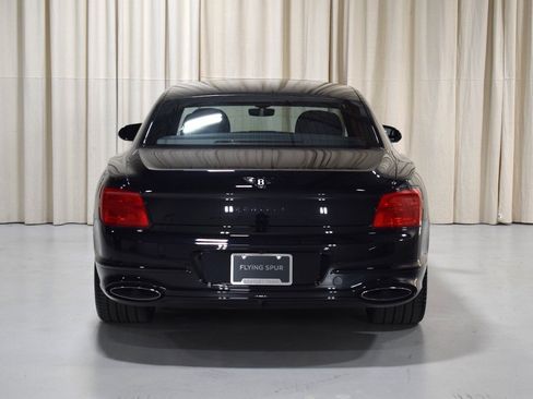 New 2026 Bentley Flying Spur Plug-In Hybrid image 13