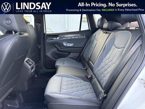 New 2026 Volkswagen Tiguan SEL R-Line AWD/4WD image 10