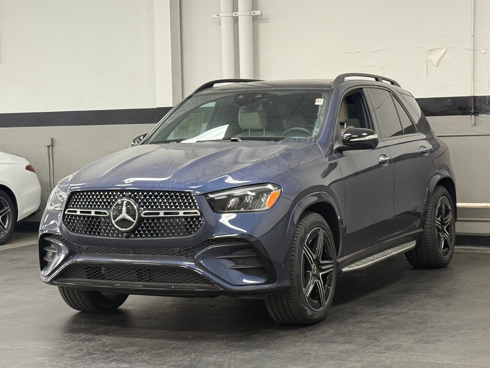 Used 2025 Mercedes-Benz GLE 350 4MATIC image 6