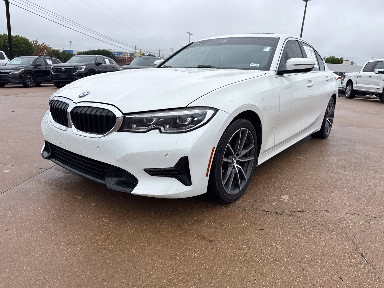 Used 2020 BMW 330i Sedan w/ Convenience Package RWD image 3