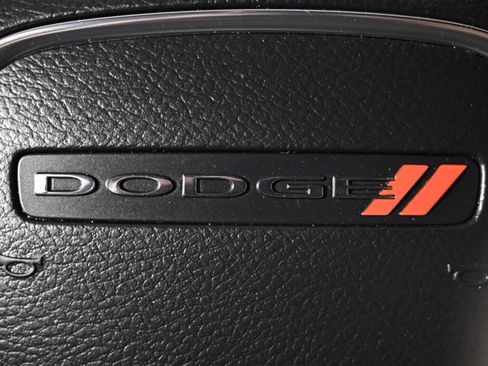 Used 2022 Dodge Durango SXT w/ Blacktop Package AWD/4WD image 35