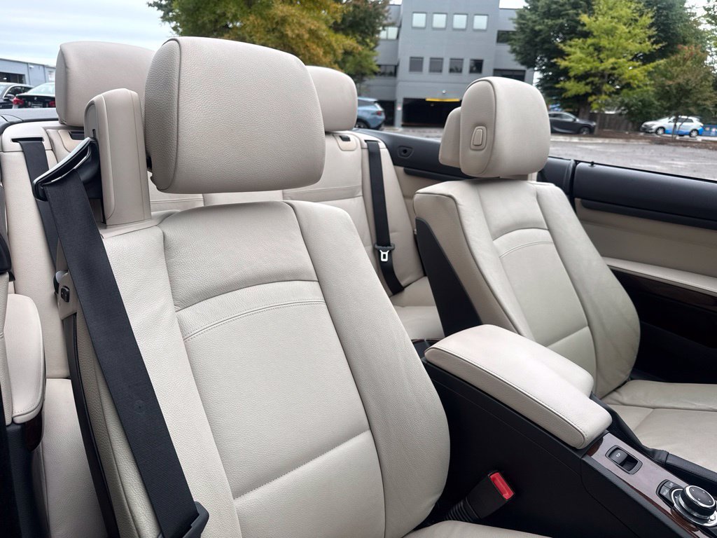 Used 2013 BMW 328i Convertible RWD image 37