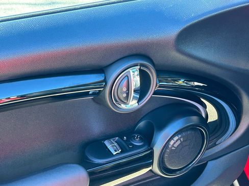 Used 2024 MINI Cooper SE image 12