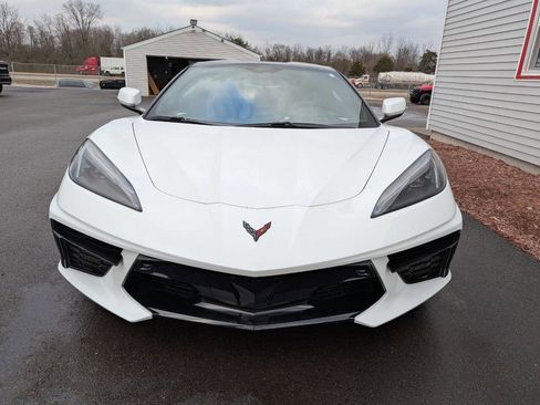 Used 2023 Chevrolet Corvette Stingray 2dr Coupe w/2LT image 3