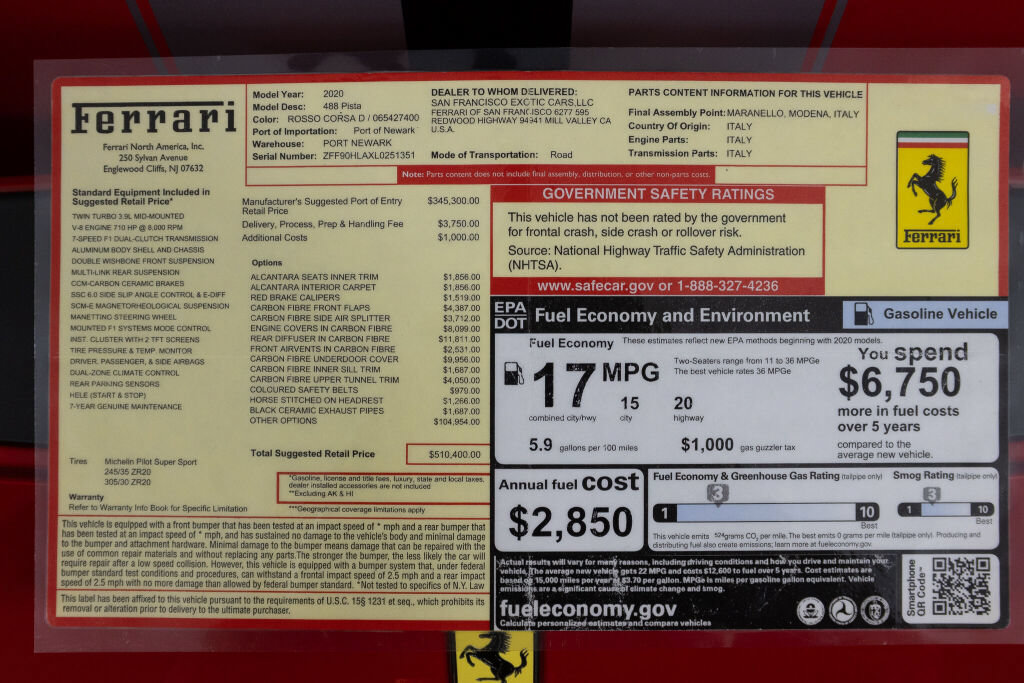 Used 2020 Ferrari 488 Pista Coupe RWD image 29