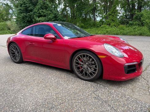Used 2018 Porsche 911 Carrera 4S AWD/4WD image 6