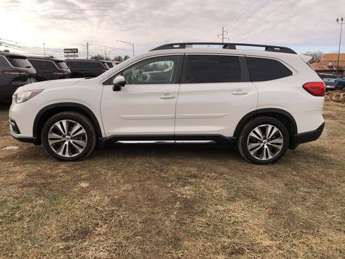 Used 2021 Subaru Ascent Limited w/ Technology Package image 3