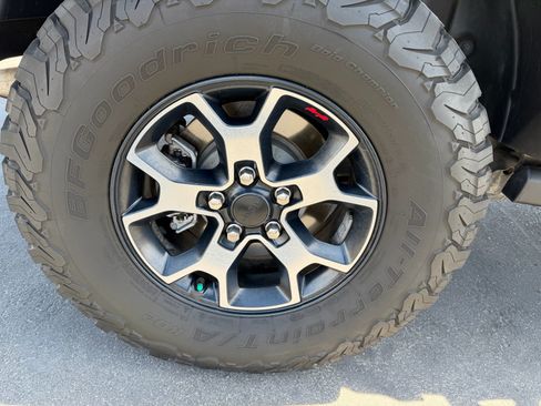 Used 2019 Jeep Wrangler Unlimited Rubicon AWD/4WD image 26