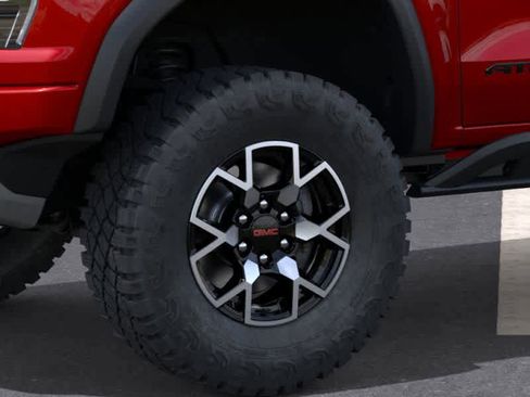 New 2026 GMC Canyon AT4X w/ LPO, Black Badging Package AWD/4WD image 10