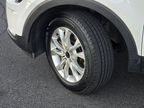 Used 2020 Kia Telluride LX image 25