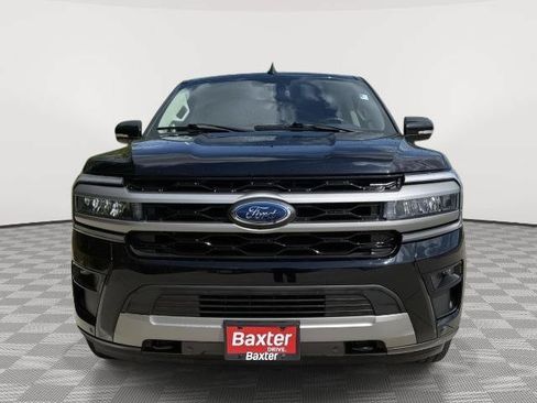 Certified 2023 Ford Expedition XLT AWD/4WD image 2