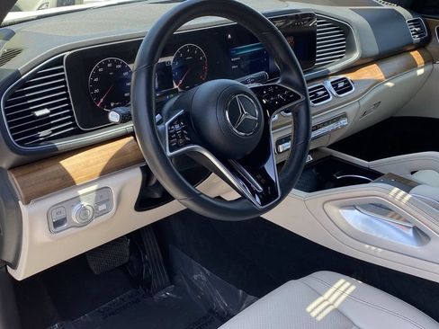 Used 2025 Mercedes-Benz GLE 450 4MATIC image 21