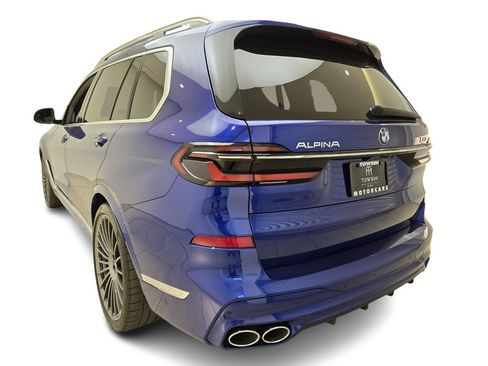 Used 2024 BMW ALPINA XB7 image 11