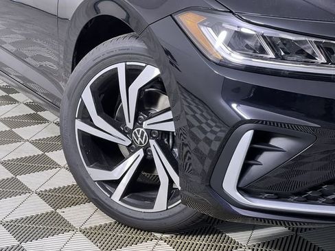 New 2026 Volkswagen Jetta SEL image 10