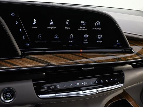 Used 2022 Cadillac Escalade Sport Platinum w/ LPO, Floor Liner Package AWD/4WD image 29