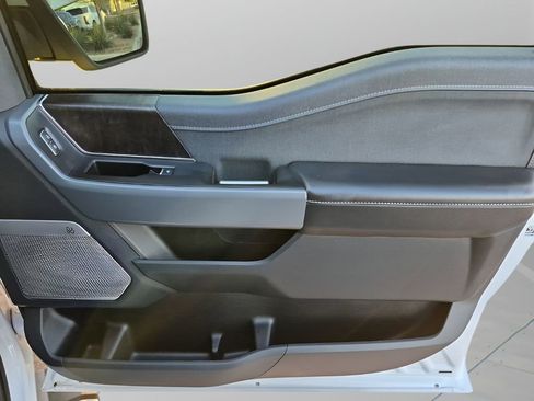 Used 2022 Ford F150 Lariat w/ Equipment Group 501A Mid image 13